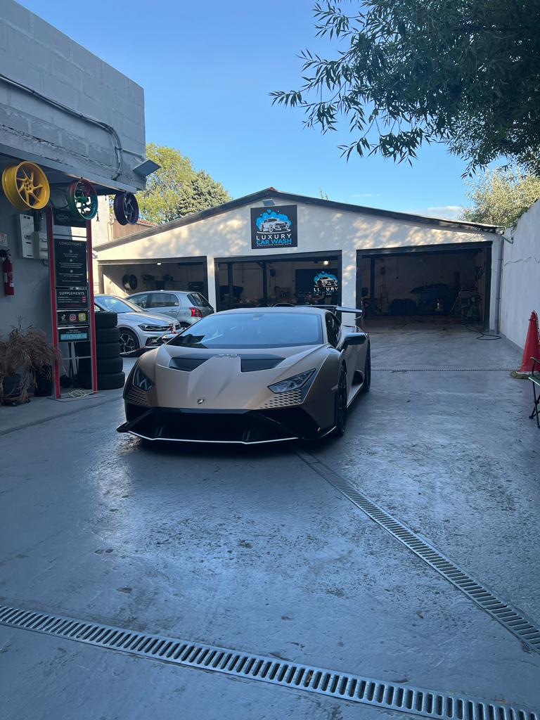 LUXURY CAR WASH MONTREUIL