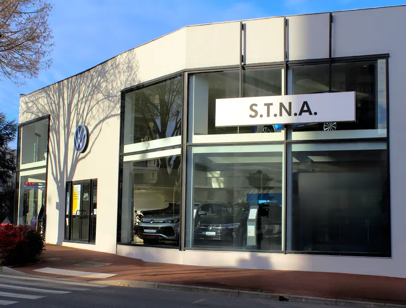 Volkswagen Le Plessis-Robinson STNA