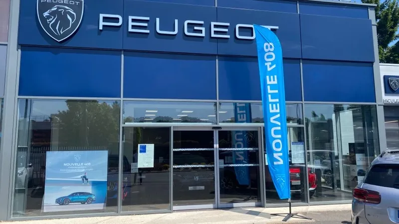 PEUGEOT STELLANTIS &YOU GARCHES