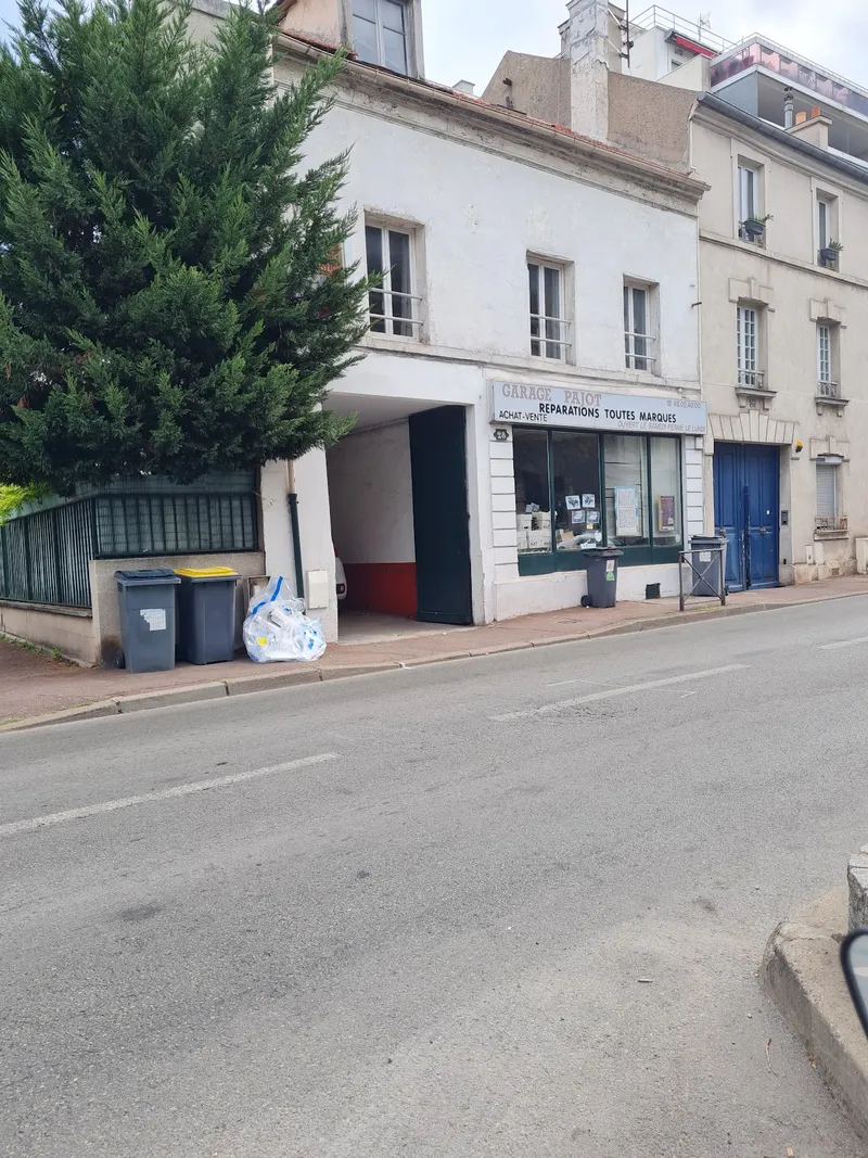 garage des deux portes