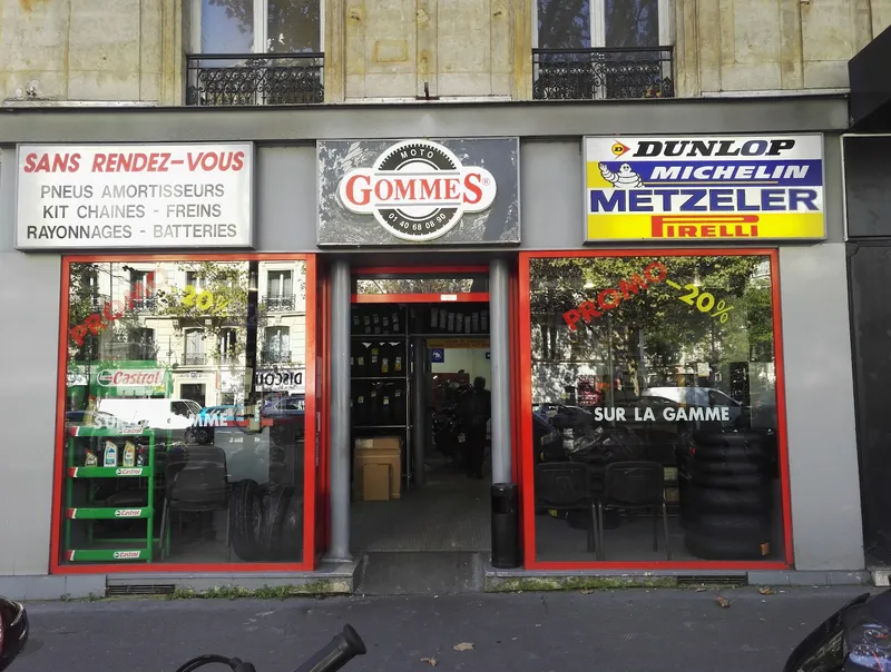 MOTO GOMMES
