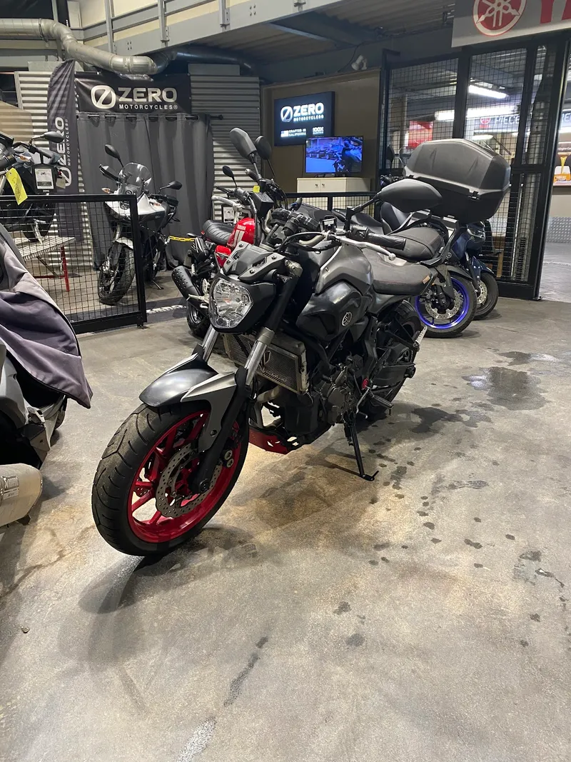 ATELIER Yamaha Patrick PONS Grande Armée