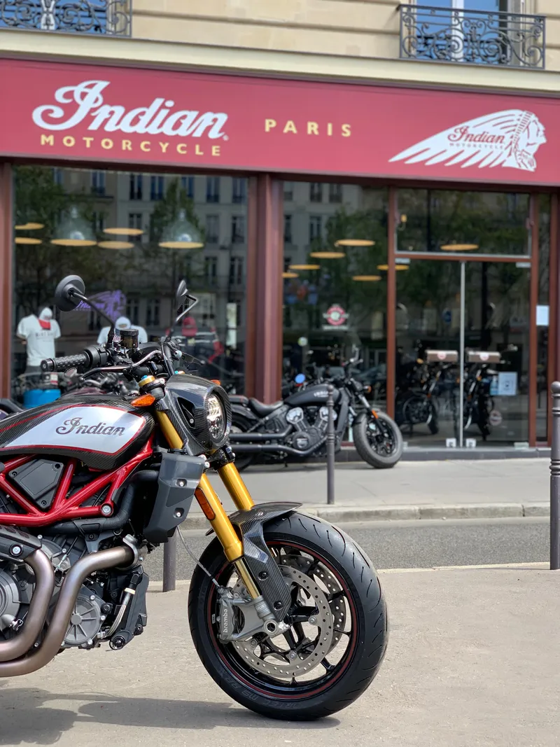 Indian Motorcycle Paris Etoile