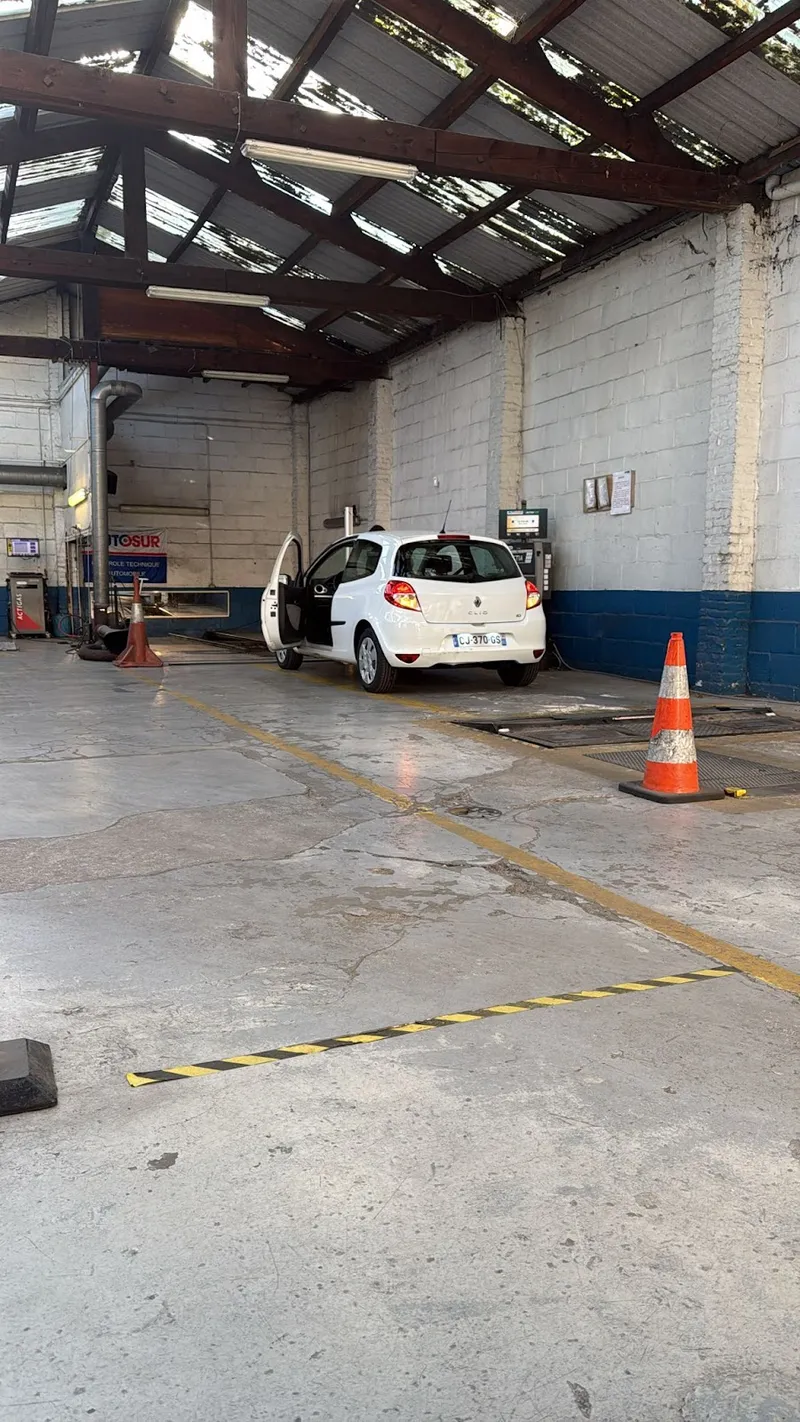 Technical control Autosur La-Garenne-Colombes
