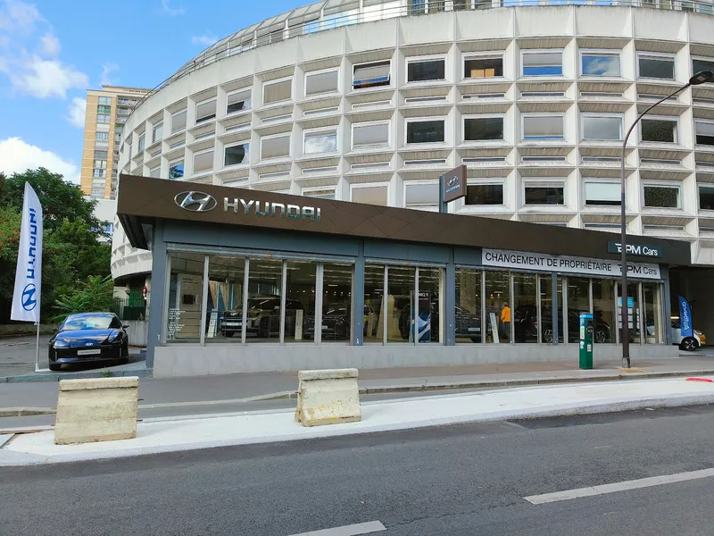 HYUNDAI PARIS 13