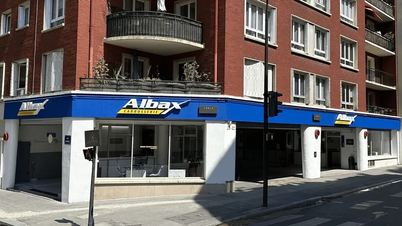 Albax Carrosserie - Paris 15 - Tesla Approved BodyShop