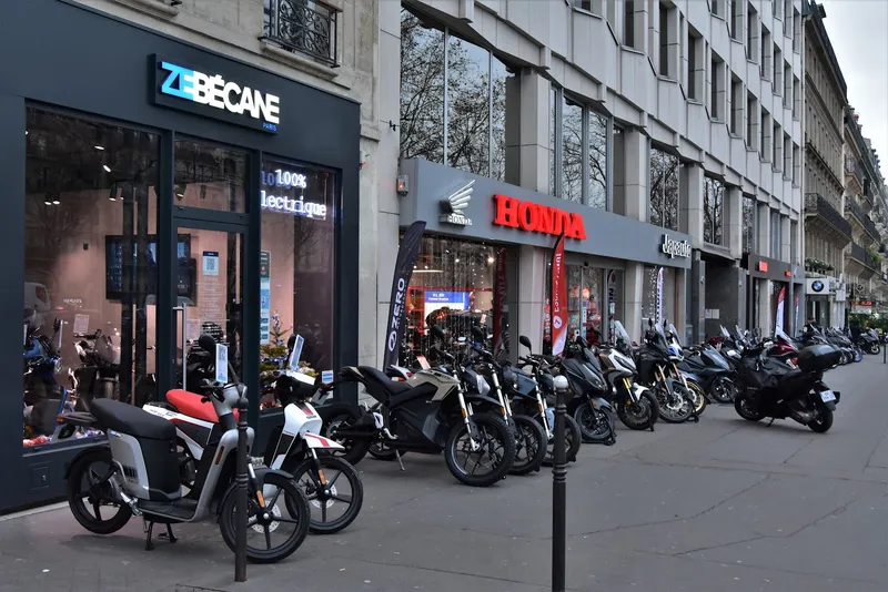 HONDA JAPAUTO MOTO GRANDE ARMEE