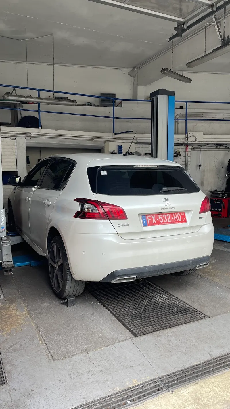 GARAGE SPEEDAUTO