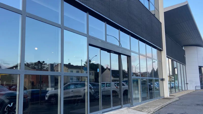 DACIA CONFLANS