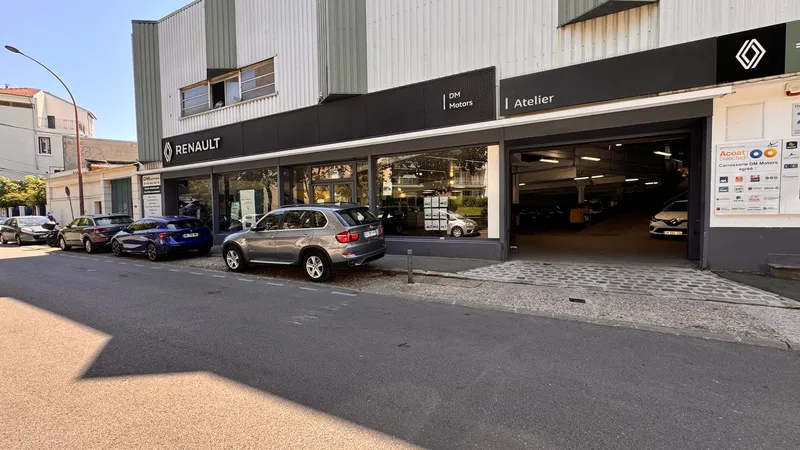 Renault - DM Motors