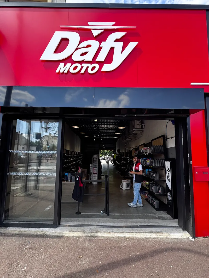 DAFY MOTO LIVRY-GARGAN