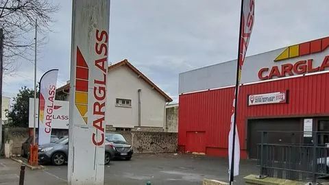 CARGLASS Pare-Brise Livry Gargan