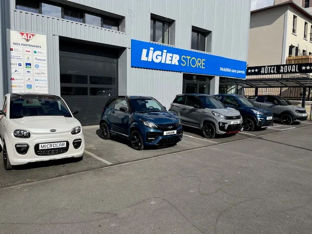 LIGIER STORE - VESTA AUTOS IVRY SUR SEINE - VOITURES SANS PERMIS LIGIER