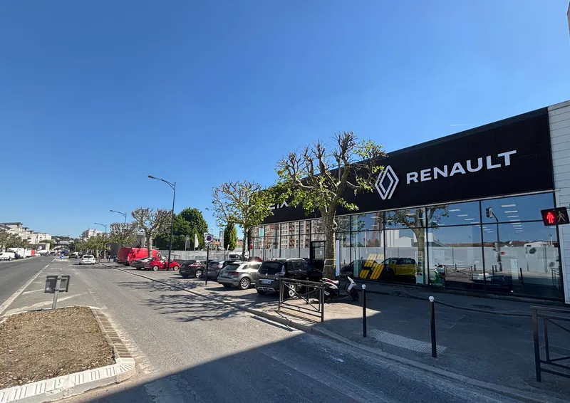 RENAULT CHAMPIGNY-SUR-MARNE GIRARDIN - GROUPE MAURIN