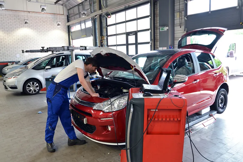 M PERF GARAGE SPECIALISTE MERCEDES ILE DE FRANCE - REPARATEUR GPL VOITURE - REPROGRAMMATION MOTEUR