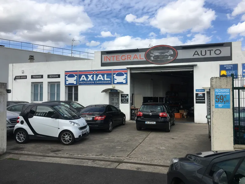 AXIAL - INTEGRAL AUTO