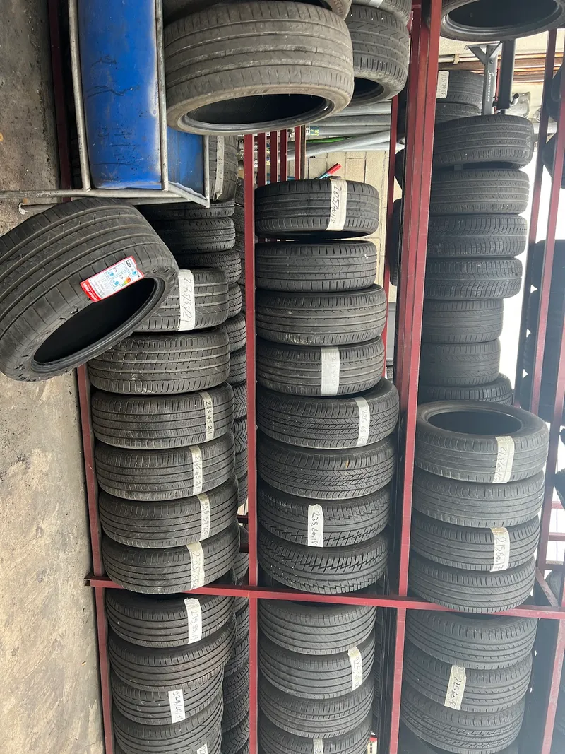 Services Meca Pneus SMP - Spécialiste pneus à Le Thillay