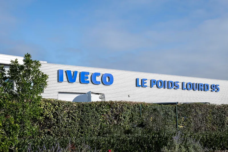 IVECO LE POIDS LOURD 95