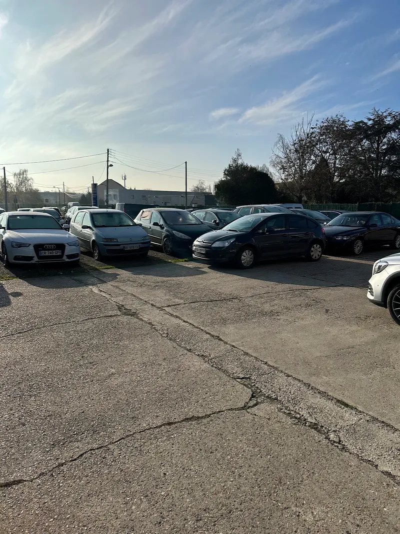 AUTOMOBILES DU THELLE